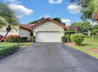 23251 Water Cir, Boca Raton, FL 33486