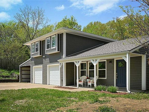2nd image of 9340 Nelson Ln