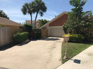 6370 Boca Cir, Boca Raton, FL 33433