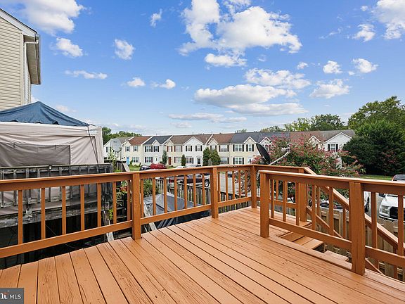 4th image of 2105 Fort Donelson Ct