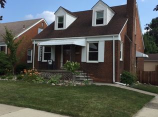 757 Highland St, Wyandotte, MI 48192