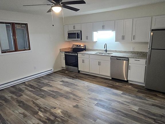 5th image of 22 S Saint John St Floor 2