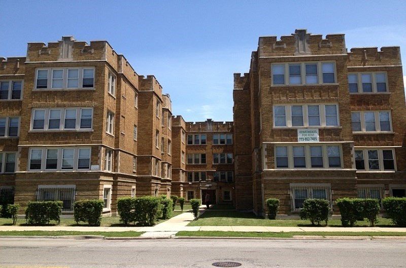 1st image of 11207 S King Dr APT 1