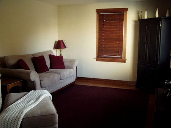 2nd image of 648 Cedar St