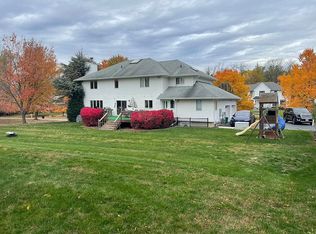7 Neva Ct, Suffern, NY 10901