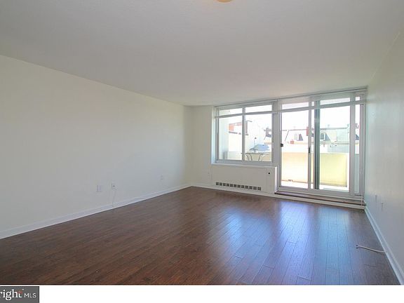 2nd image of 604-36 S Washington Sq #211