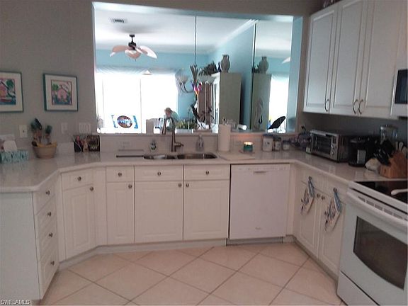 5th image of 8440 Brittania Dr