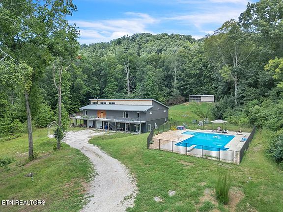 2nd image of 8015 Millertown Pike