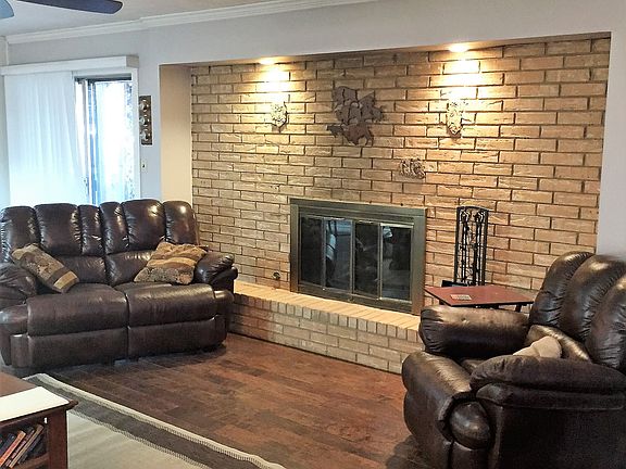 Fireplac with insert!! NICE!