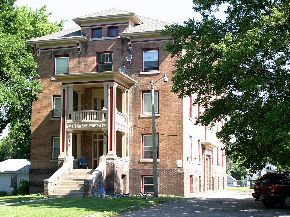 1st image of 517 E 4th St #11390433