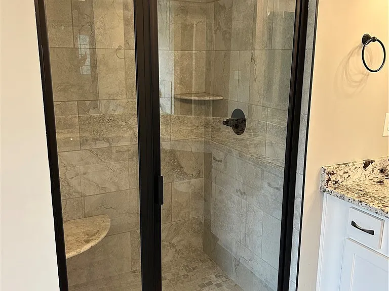 205 Solihull Ln — Photo 25