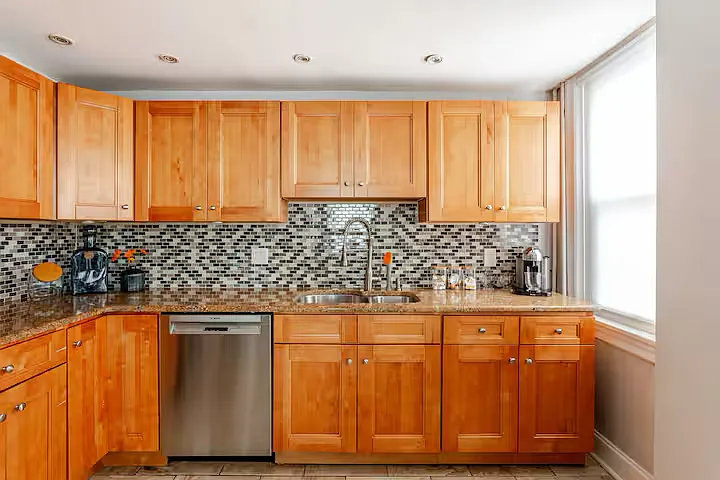 936 New Market St — Photo 5