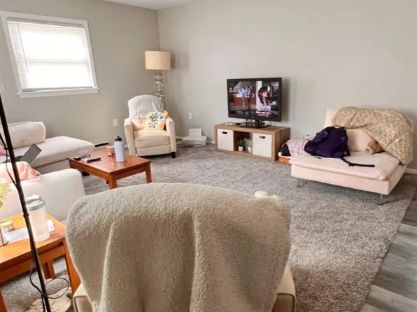 1417 11th Ave S, Fargo, ND 58103