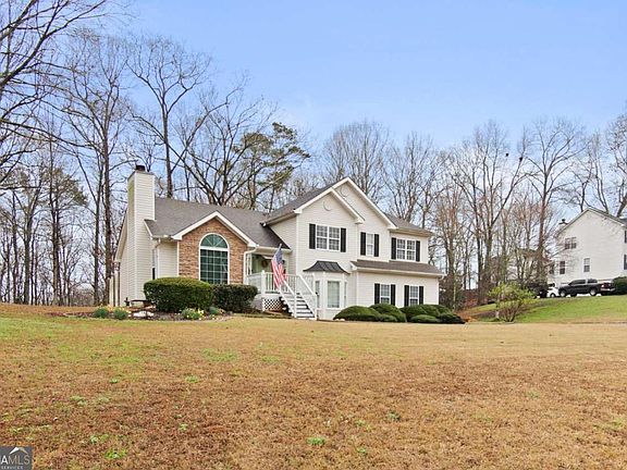 4th image of 308 Saddle Wood Dr