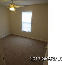 4th image of 6038 May Blvd