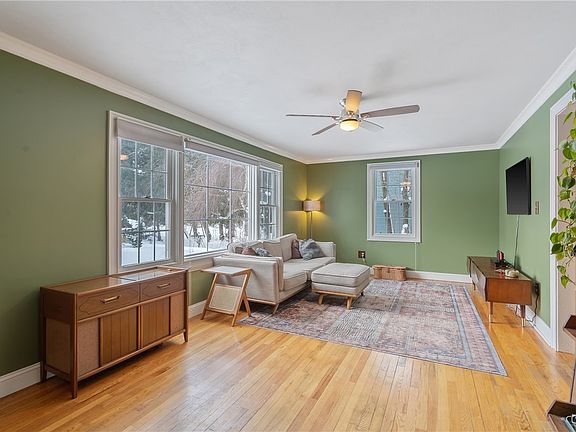 5th image of 63 Lyndon Rd