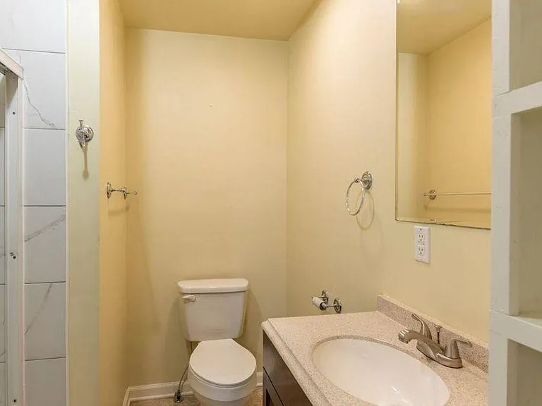 100 Freeman St — Photo 3
