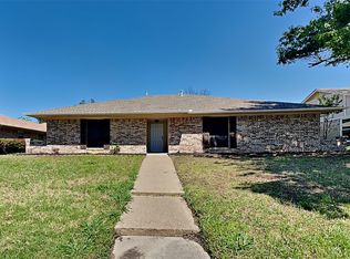 1919 Aspen Dr, Lewisville, TX 75077