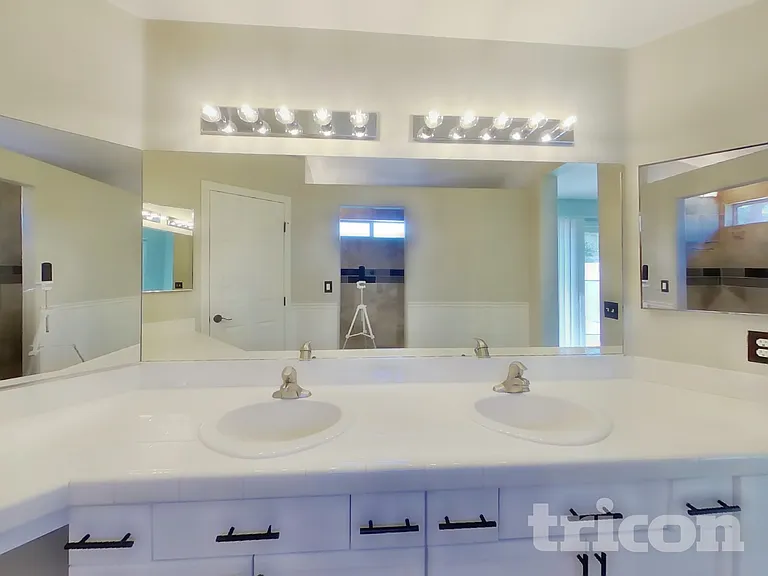 7528 Pinto Bluff St — Photo 9