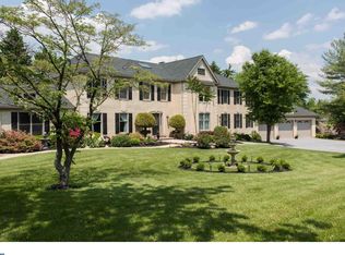 9 Stoneybrook Dr, Malvern, PA 19355