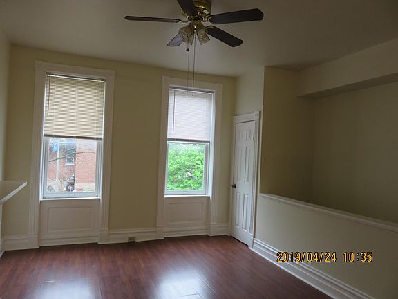 3rd image of 2006 Crittenden St #2006A