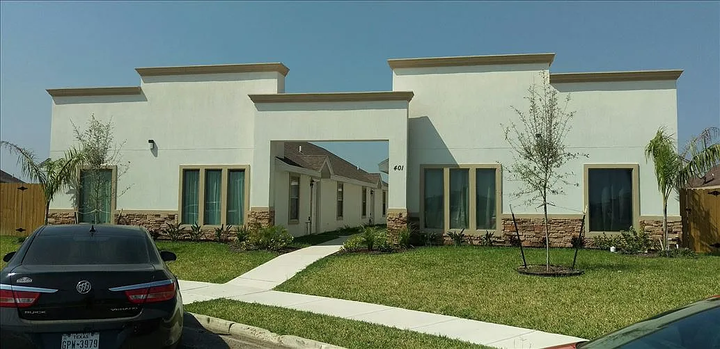 2 bed, 980 sqft, $950 — Photo 2