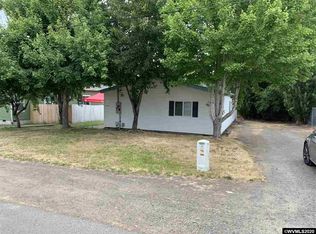 4323 Dover Ave NE, Salem, OR 97305