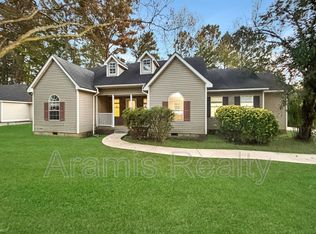 9114 Amberleigh Ln, Riverdale, GA