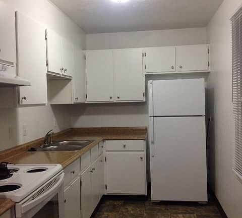 4th image of 1500 McDonald Ave APT 1A