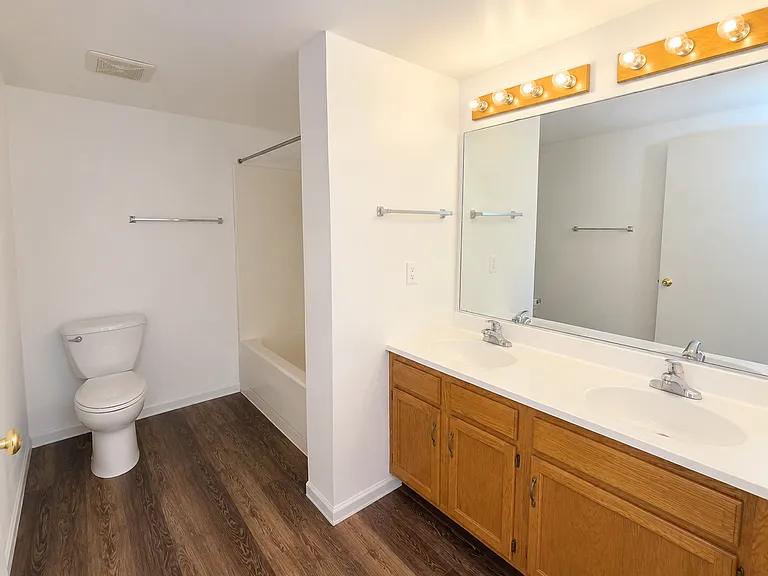 2810 Horizon Dr #2 — Photo 8
