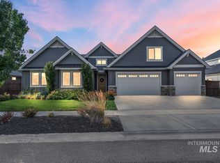3445 W Star Hollow Dr, Meridian, ID 83646
