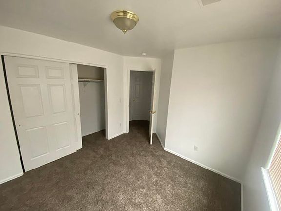 5th image of 2980 Brookside Dr