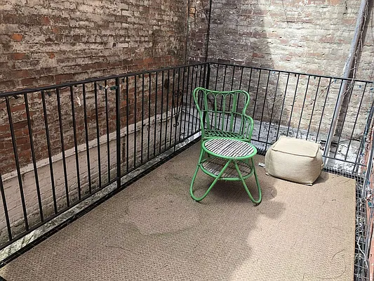 Rented by Waverly Realty Associates | media 21