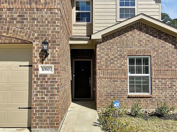 5th image of 10607 Lost Maples Dr