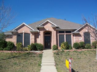 925 Heatherwood Dr, Wylie, TX 75098