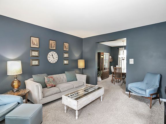 4th image of 2672 Moutray Ln