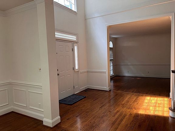 3rd image of 6627 Morrowick Circle Dr