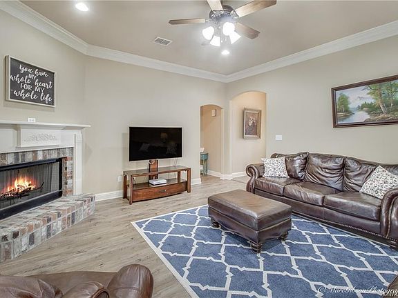 5th image of 4120 Courtland Way