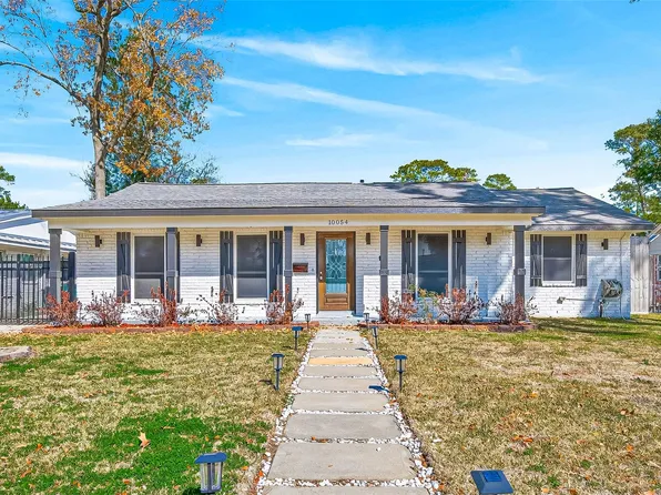 10054 Cedardale Dr, Houston, TX 77055