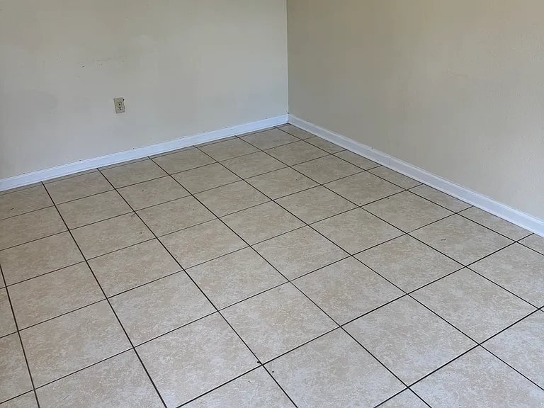 1013 Seville Ave #B — Photo 20