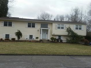 11 Barrie Dr, Spring Valley, NY 10977