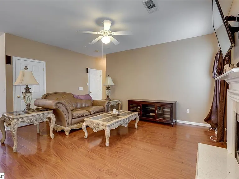 14 Farm Brook Way — Photo 4