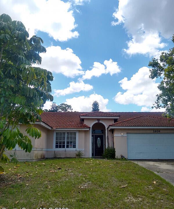 1st image of 1604 Eldron Blvd SE