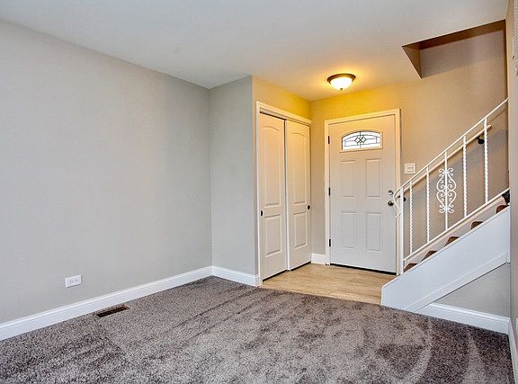 3rd image of 2603 Lake Shore Dr