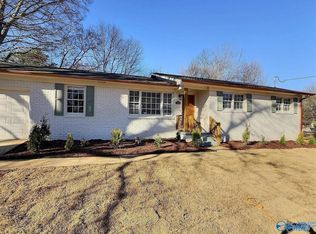 3406 Oakmont Ave NW, Huntsville, AL 35810