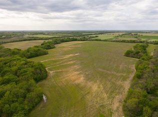 39100 W 199th St, Edgerton, KS 66021