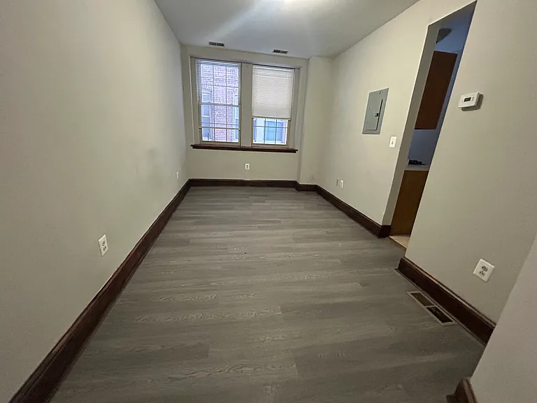 5101-21 Walnut St #2 — Photo 3