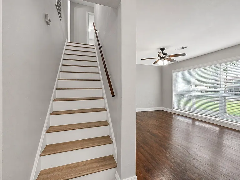 3823 Florinda St — Photo 27