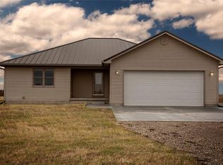 13672 N 2300th St, Wheeler, IL 62479