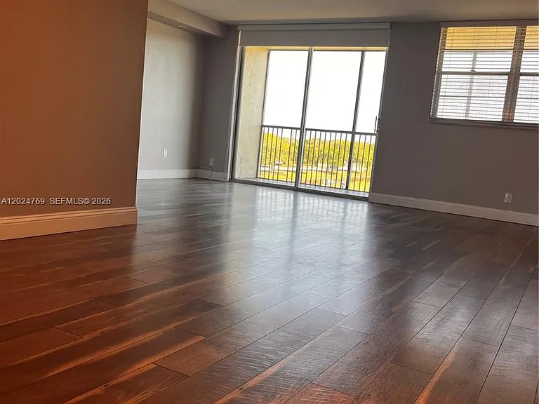 3100 W Rolling Hills Cir #403 — Photo 15